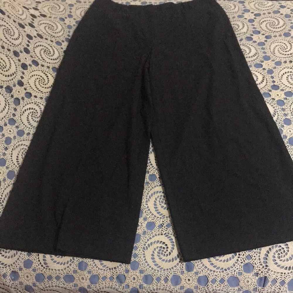 Talbots Top & Capri Bundle - image 6